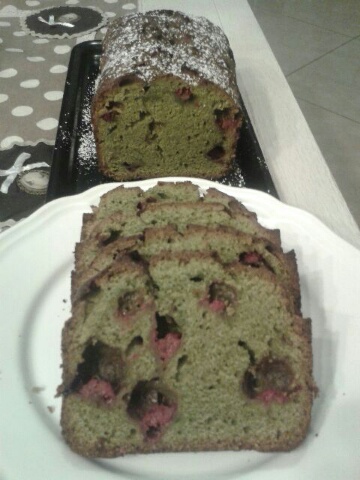 Cake Thé Vert Matcha Framboises
